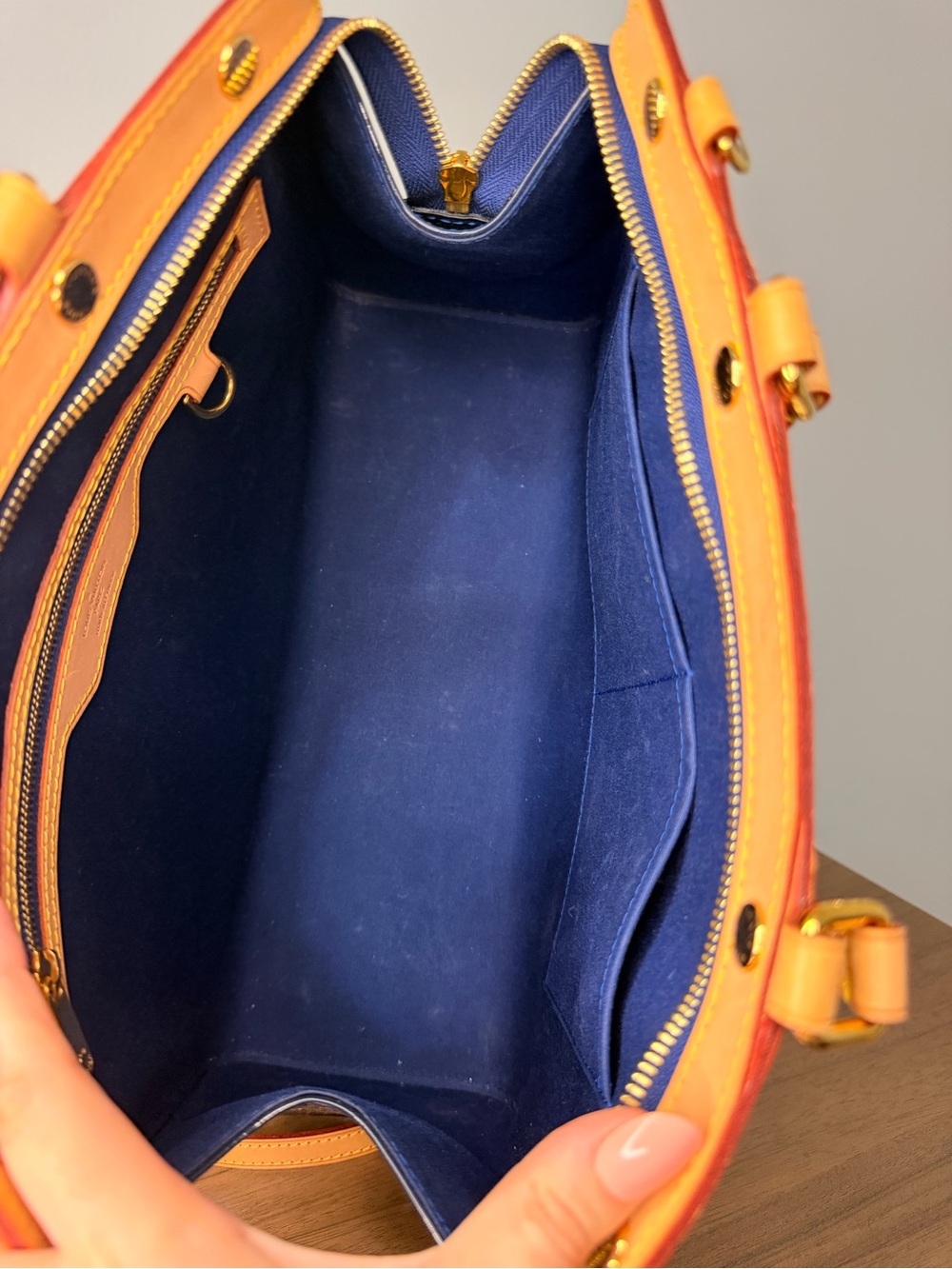 Authentic Louis Vuitton Navy Vernis Brea - Picture 11 of 15